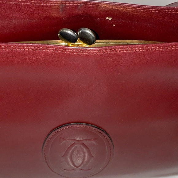 Auth CARTIER KissLock Crossbody Bag - Picture 14 of 15